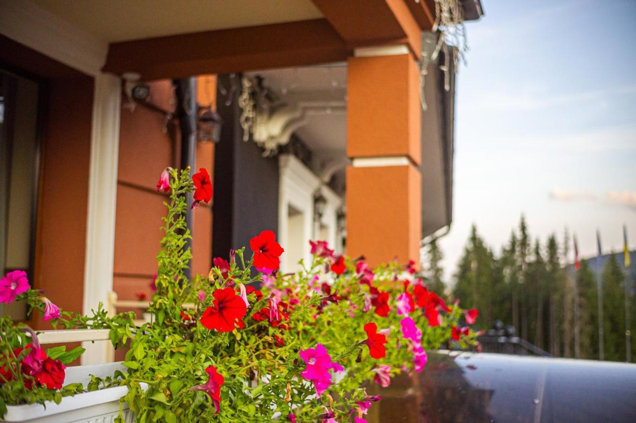 Petros Hotel Bukovel Exterior foto